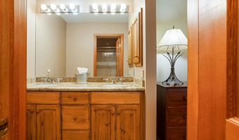 380 Offerson Rd K2, Beaver Creek, CO 81620