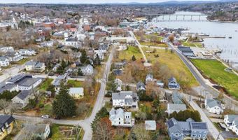 38 Union St, Belfast, ME 04915