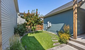 2567 Kingston St, Aurora, CO 80010