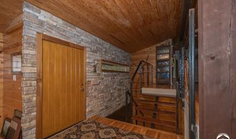 364 E 1600 Rd, Baldwin City, KS 66006
