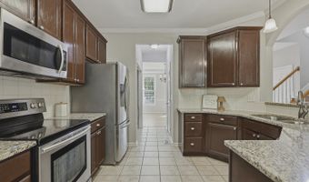 1748 Town Home Dr, Apex, NC 27502