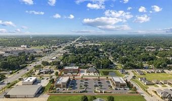 3 Pioneer Dr, Bartlesville, OK 74006