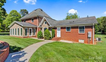 5811 River Bend Rd, Claremont, NC 28610