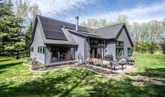 5211 Trading Post Trl S, Afton, MN 55001