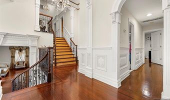 151 Mackay, Bergenfield, NJ 07621