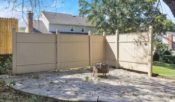 802 APPLE Dr, Reading, PA 19610