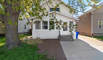 1119 N RICHMOND St, Appleton, WI 54911