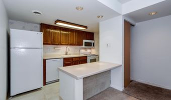 519 D'Onofrio Dr 3, Madison, WI 53719