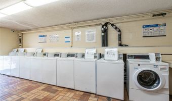 5122 Likini St 312, Honolulu, HI 96818