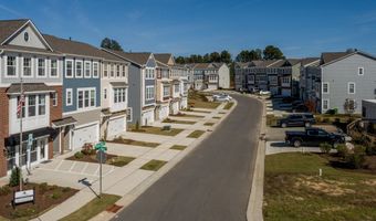 2724 Hunter Woods Dr, Apex, NC 27502