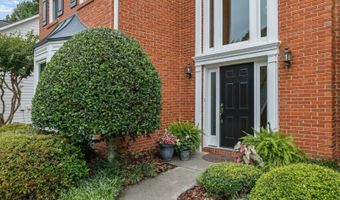 720 Highmeade Ter, Alpharetta, GA 30005
