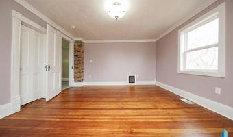 111 N 6th St, Beresford, SD 57004