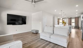 323 SOUTHWIND Dr, Accokeek, MD 20607