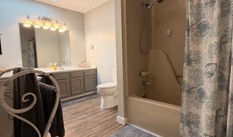 30117 Shady Oak Dr, Arkansas City, KS 67005