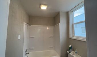 108 N Main St, Batesville, IN 47006