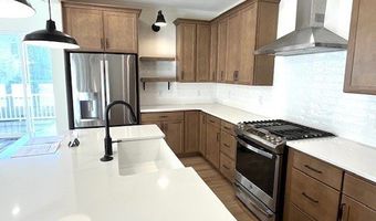 2408 Merriment Dr, Amherst, OH 44001