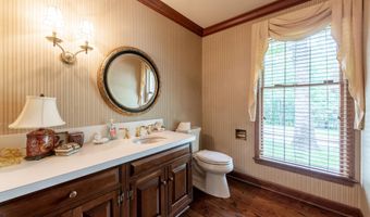 144 Barton North Dr, Ann Arbor, MI 48105