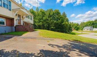 129 Summit St, Baileyville, ME 04694