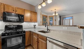 15386 Founders Ln 805, Apple Valley, MN 55124