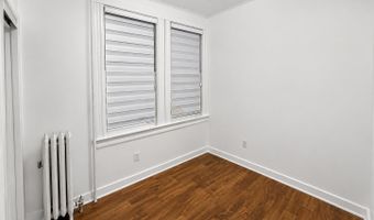 88 W 26TH St 1, Bayonne, NJ 07002
