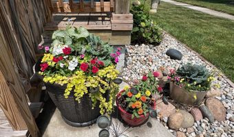 831 N River Ave, Alma, MI 48801