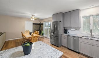 4 THATCHER St, Frankford, DE 19945