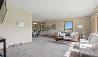 1895 Underwood Ave, Ainsworth, IA 52201