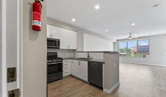355 N Cleveland St 213, Oceanside, CA 92054