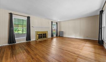 73837 Floral St, Armada, MI 48005