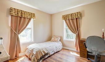 10228 BAYSIDE Dr, Dover, DE 19901