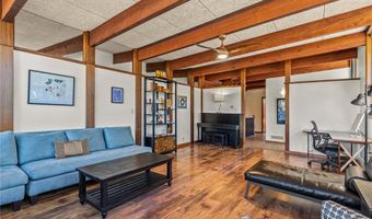 25 Logan Rd, Alton, IL 62002