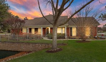 2060 N Charter Point Dr, Arlington Heights, IL 60004