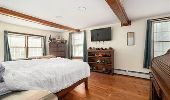 38 Chapel St, Burrillville, RI 02830