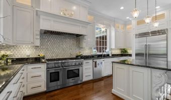 6 Twin Oaks Ct, Spartanburg, SC 29306