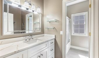 199 Raleigh Ct, Aurora, OH 44202