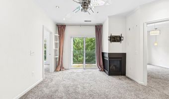 15612 EVERGLADE Ln 404, Bowie, MD 20716