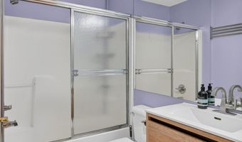 1930 Lindsay Ln, Ann Arbor, MI 48104