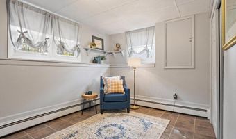 13 Groton Shirley Rd, Ayer, MA 01432