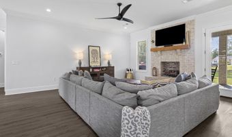 301 Leland Dr, Brandon, MS 39042