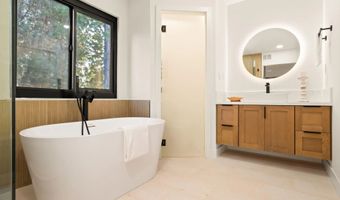 4703 Helix Glen Dr, La Mesa, CA 91941