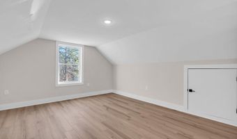 293 Trenton Ave N, Bayville, NJ 08721