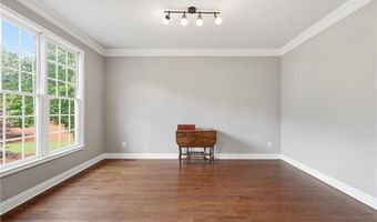 127 Laurel Ridge Dr, Alpharetta, GA 30004