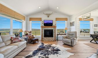 105 Lake DeSmet Rd, Buffalo, WY 82834
