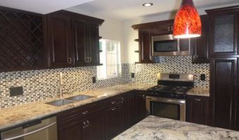 770 W Altadena Dr, Altadena, CA 91001