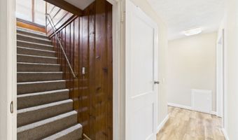 139 E 36th St, Anderson, IN 46013