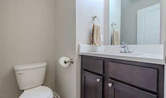7000 Lake Ridge Ave 4, Des Moines, IA 50320