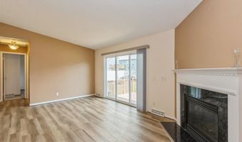 206 Buckeye Ln, Riverside, IA 52327