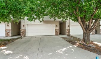 324 S Spring Pl, Brandon, SD 57005