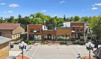 211 E Main, Anamosa, IA 52205
