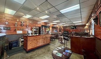 925 CHETCO Ave, Brookings, OR 97415